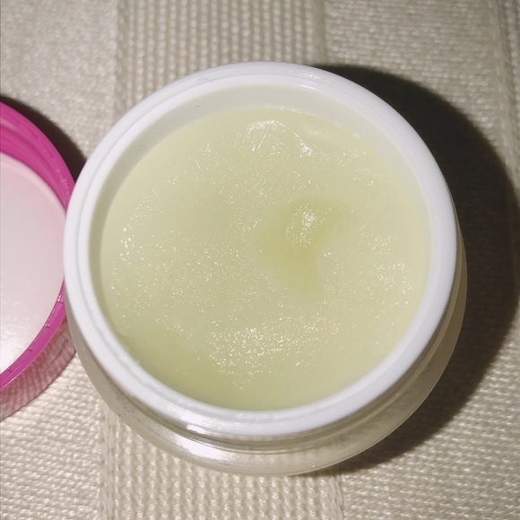 Tarte Pout Prep Lip Exfoliant - Picture 4 of 8